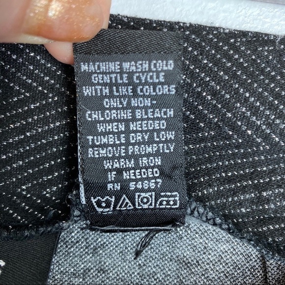 Express Chevron Pencil Skirt Women's 3/4 Black Metallic Silver Side Slit - Picture 6 of 6